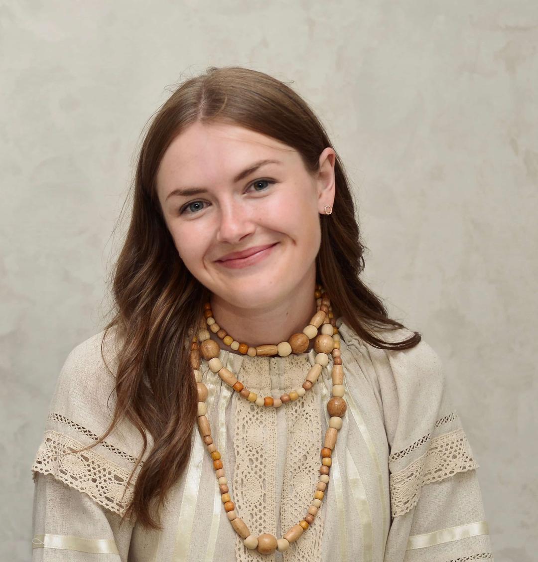 Преподаватель Юлия